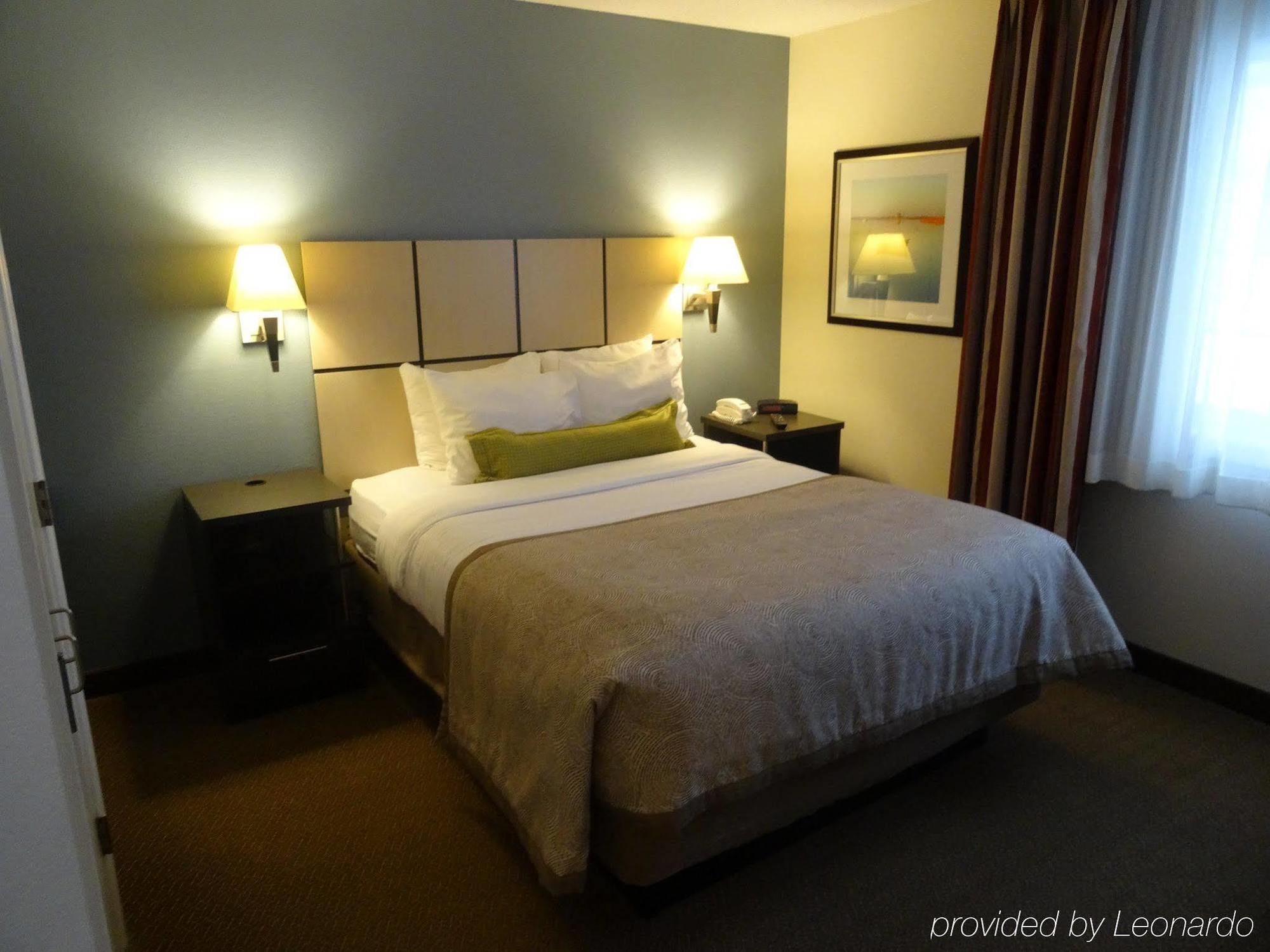 Sonesta Simply Suites Cleveland North Olmsted Airport Exterior foto